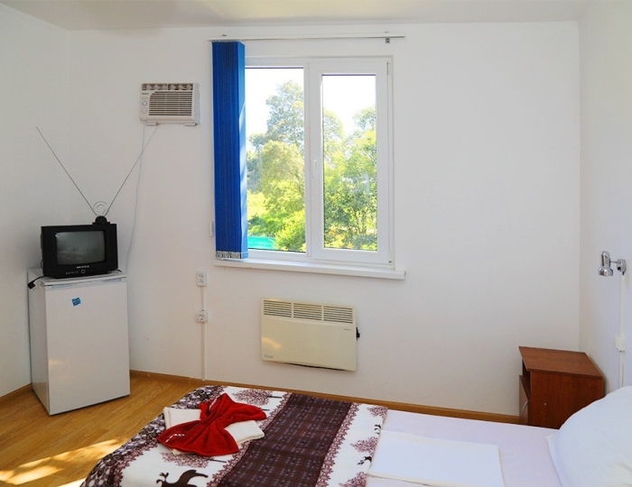 Домик 2-местный 1-комнатный с кондиционером - База отдыха «Мия» Гудаута