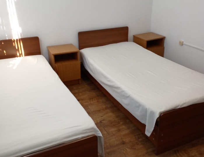 Домик 4-местный 2-комнатный с вентилятором - База отдыха «Мия» Гудаута