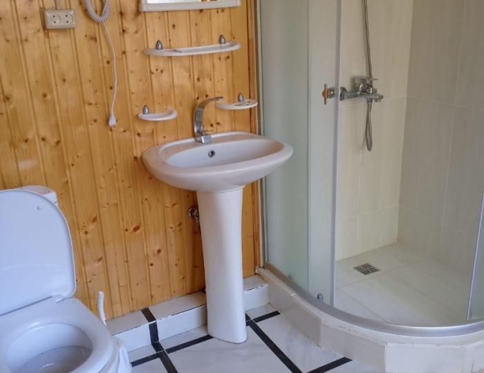 Домик 4-мест 2-ком кондиционер - База отдыха «Мия» Гудаута